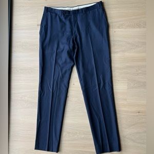 Canali - Men’s Impeccabile Flat Front Wool Trousers in Dark Blue size 36